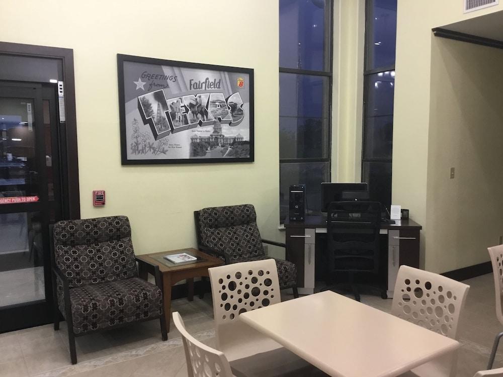 מלון Super 8 By Wyndham Fairfield Tx מראה חיצוני תמונה